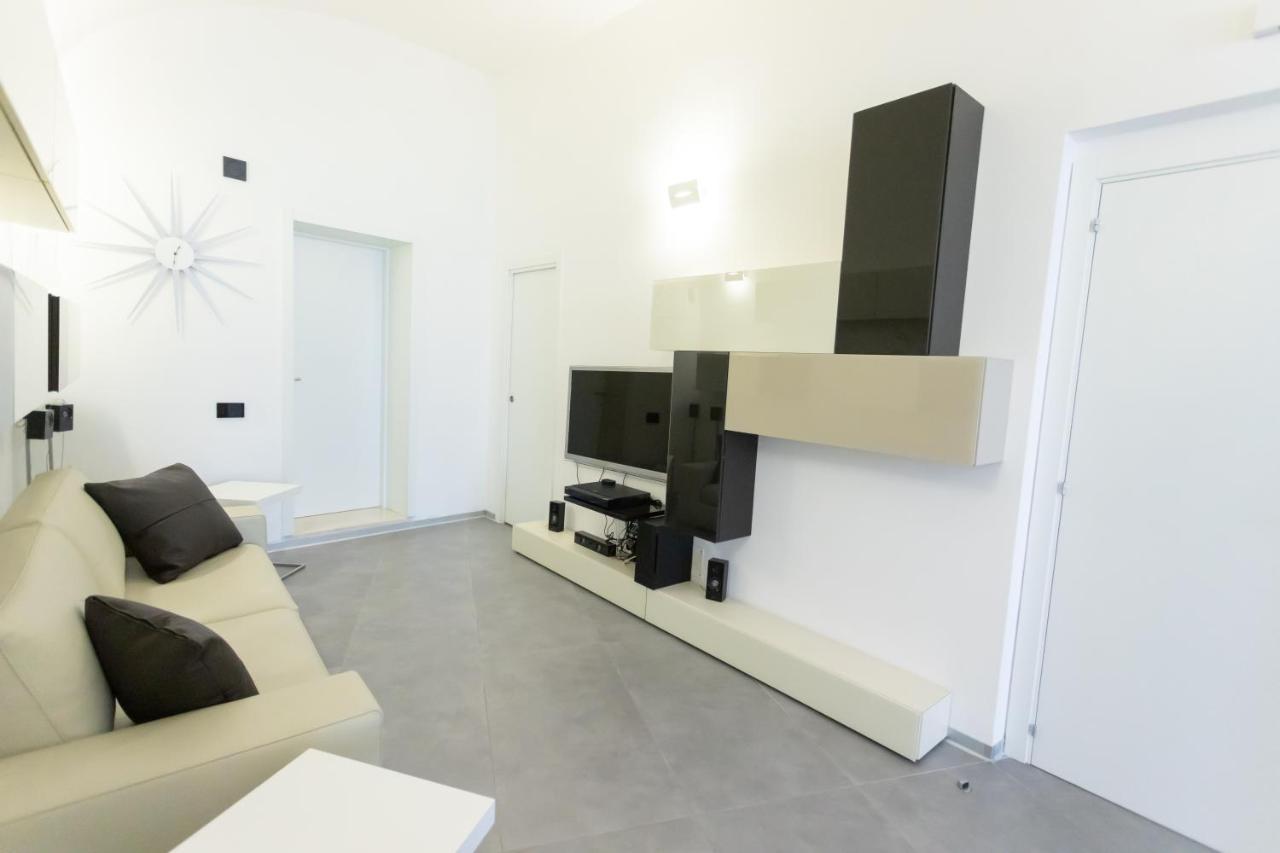 Maison Bleu Luxury Suite Sul Porto Di Trani Exterior foto